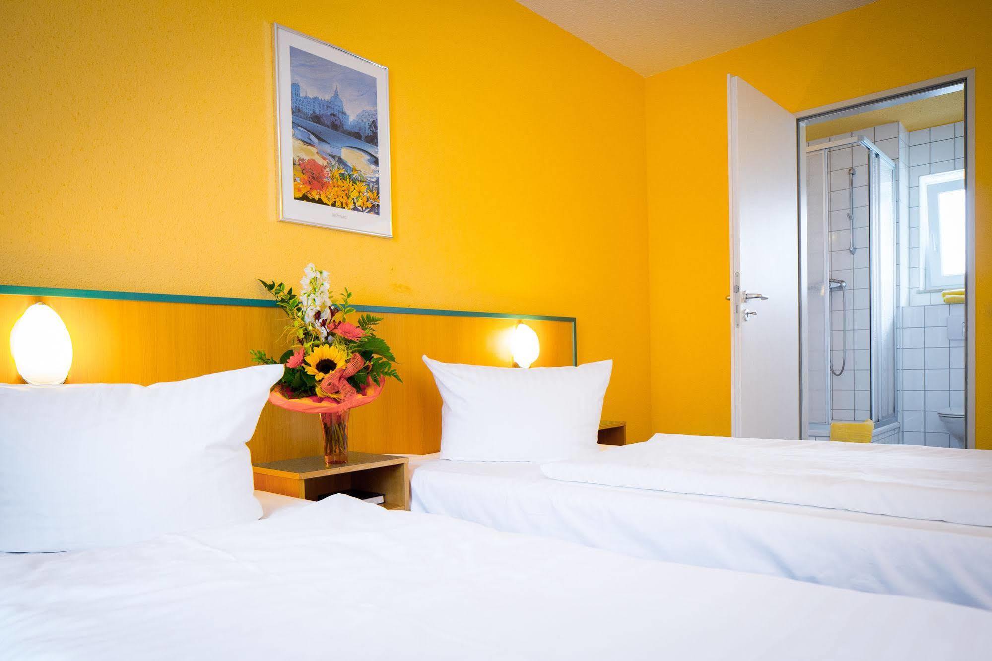 Apart Hotel Weimar Buitenkant foto